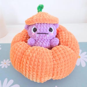 Mystery Pumpkin Crochet Pattern | Halloween Amigurumi Ghost & Bat Surprise | PDF Digital Download | Amigurumi Pumpkin Halloween Decor imagen 3