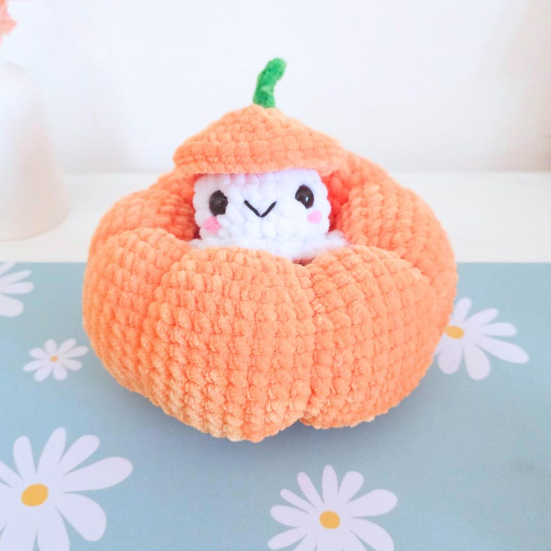 Mystery Pumpkin Crochet Pattern | Halloween Amigurumi Ghost & Bat Surprise | PDF Digital Download | Amigurumi Pumpkin Halloween Decor imagen 4