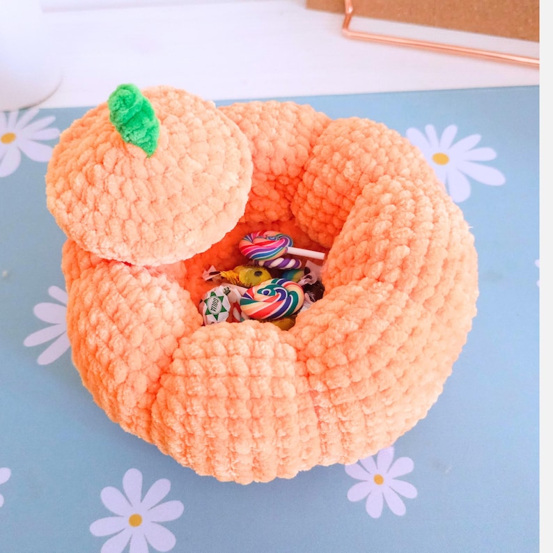 Mystery Pumpkin Crochet Pattern | Halloween Amigurumi Ghost & Bat Surprise | PDF Digital Download | Amigurumi Pumpkin Halloween Decor imagen 7
