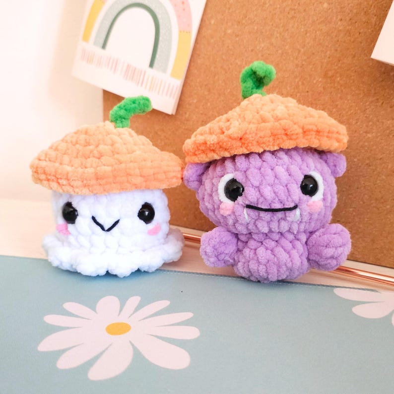 Mystery Pumpkin Crochet Pattern | Halloween Amigurumi Ghost & Bat Surprise | PDF Digital Download | Amigurumi Pumpkin Halloween Decor imagen 8
