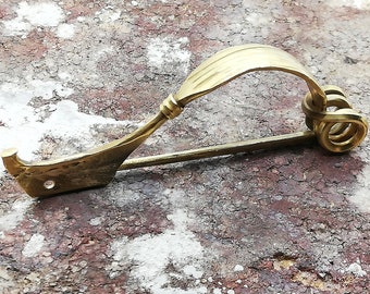 Roman "Jezerine" fibula brooch. 2.91"