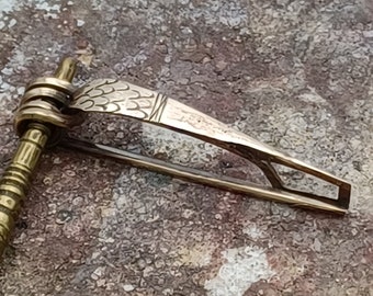 Bronze Nauheim fibula brooch. 2.59"