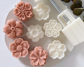 MADEI Flower Shape Mooncake Mold Cookie Cutter Ma'amoul Form Moon Cake  Mould Cookie Stamp Cake Decorating Tools Oriental Pastry Confectionery  Molds(Flower) White price in Saudi Arabia,  Saudi Arabia