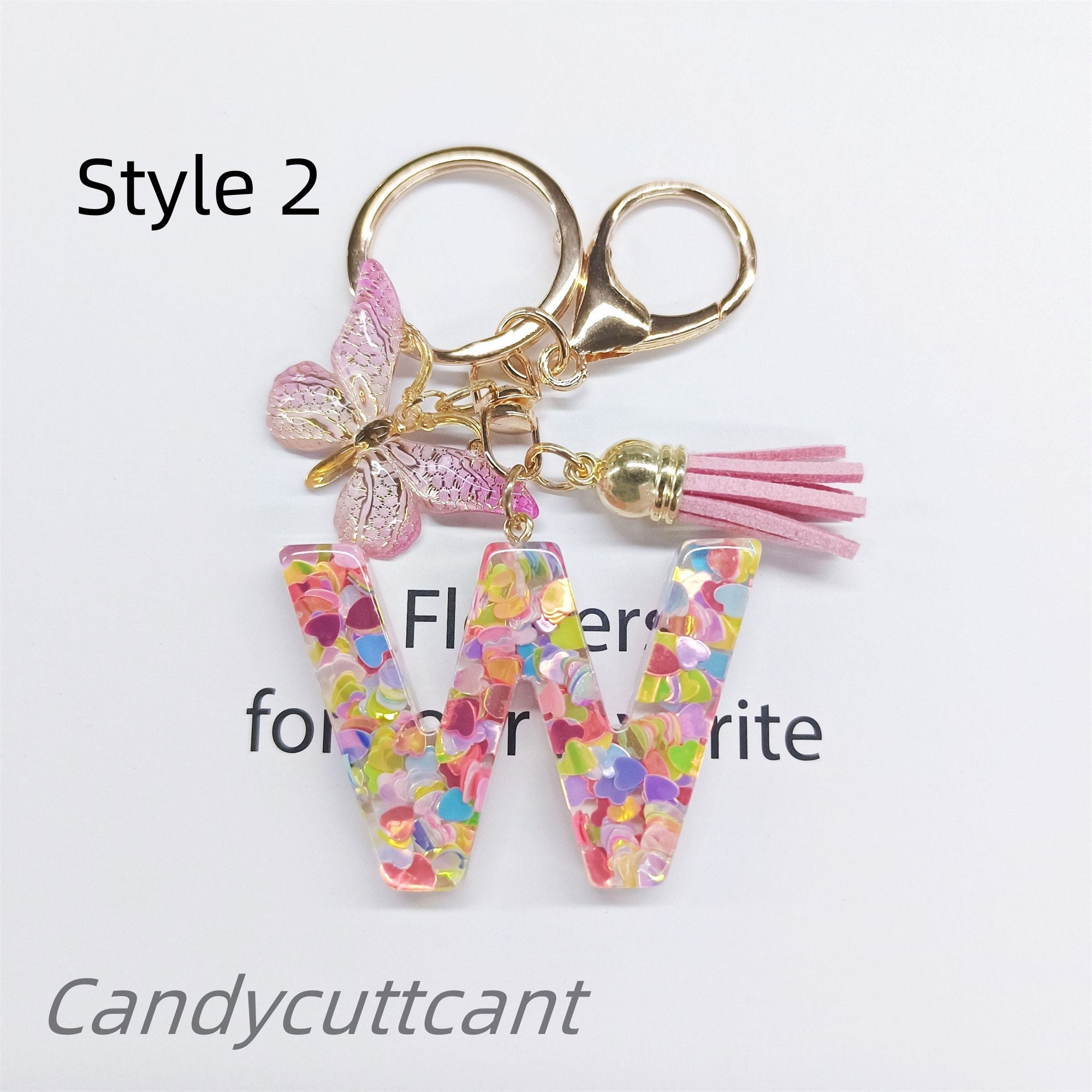 Personalisierter Buchstabe Blumen Harz Schlüsselanhänger,Handgemachter Buchstaben Schmetterling Schlüsselanhänger,Quasten Anhänger Schlüsselanhänger,Florale Geburtstagsgeschenke,Brautjungfern Geschenke