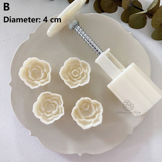 Buy Flowers Moon Cake Mold, Cookie Stamps Mooncake Mold Chinese Traditional  Mid-autumn Festival Moon Cake Mold, Flower Hand Pressure Baking Mold Online  in India 