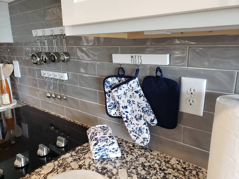 Oven Mitt Holder Pot Holder Hanger Kitchen Decor Mothers Etsy