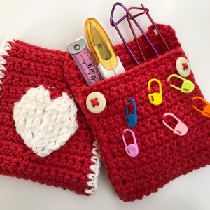 Crochet Pattern Embossed Heart Pouch Crochet Pouch Small Bag Embossed Crochet Cute Heart Wallet Change Purse PDF Crochet Pattern image 2