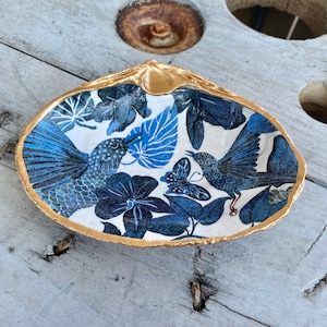 Decoupage Clam Shell Decor, Blue Bird Beach Art, Handmade Ring Dish