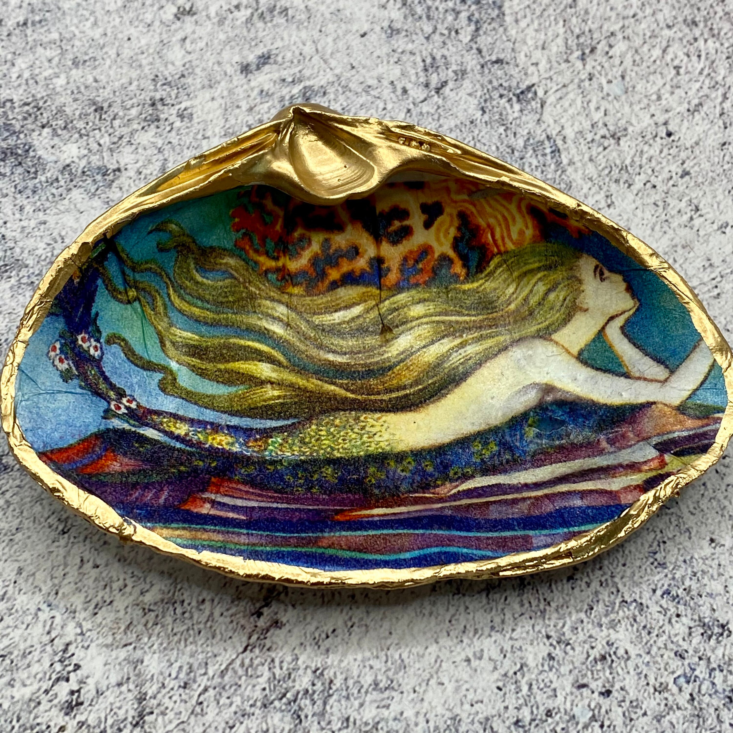 Mermaid Decor Decoupage Shell Art Decoupage Shells Clam Etsy