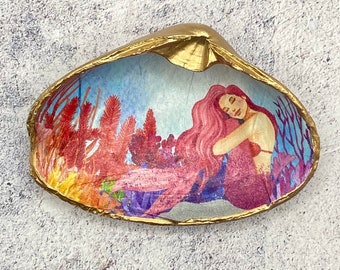 Decoupage Clam Shell Art, Rainbow Mermaid Decor, Handmade Ring Dish