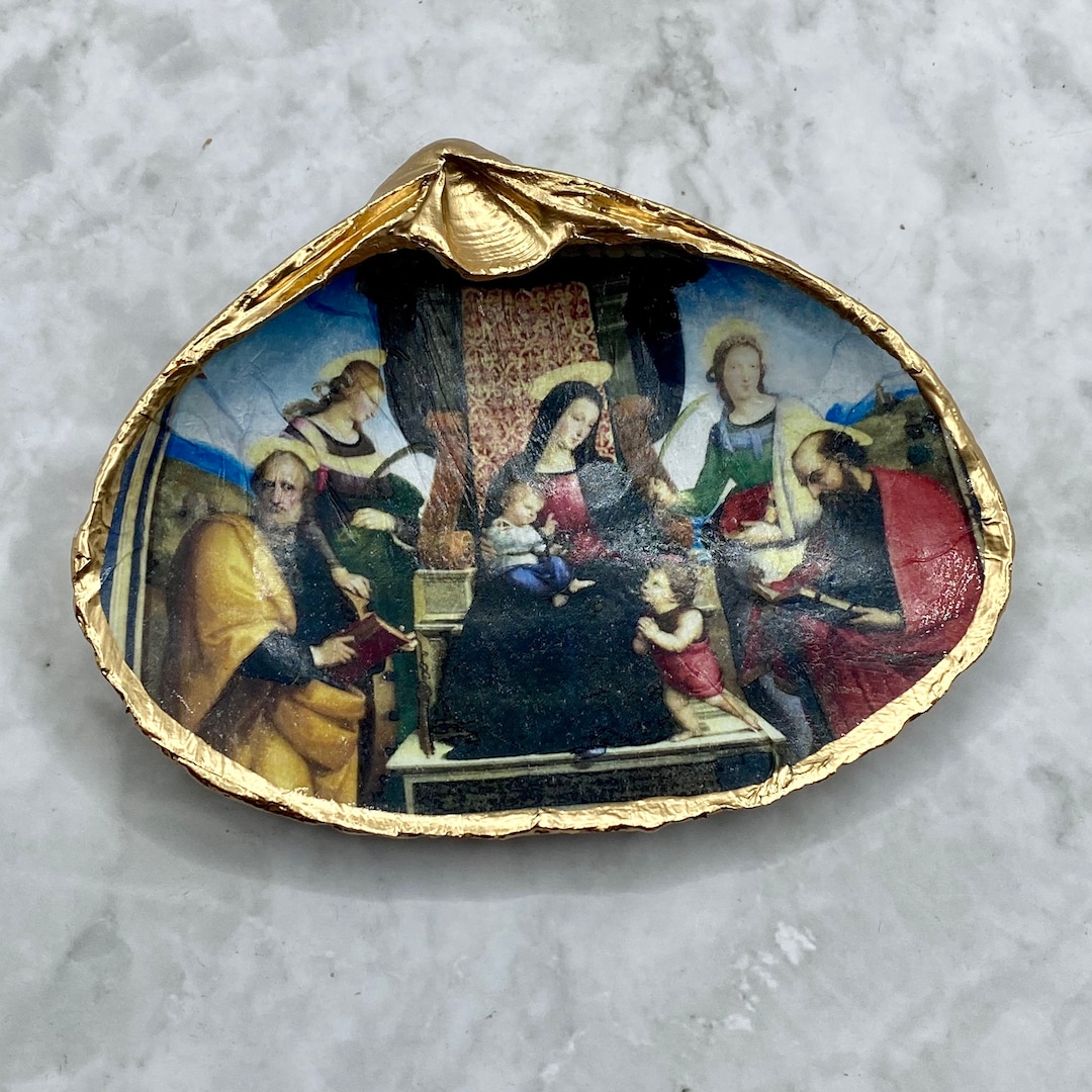 Decoupage Clam Shell, Madonna and Child Decor, Religious Art, Trinket