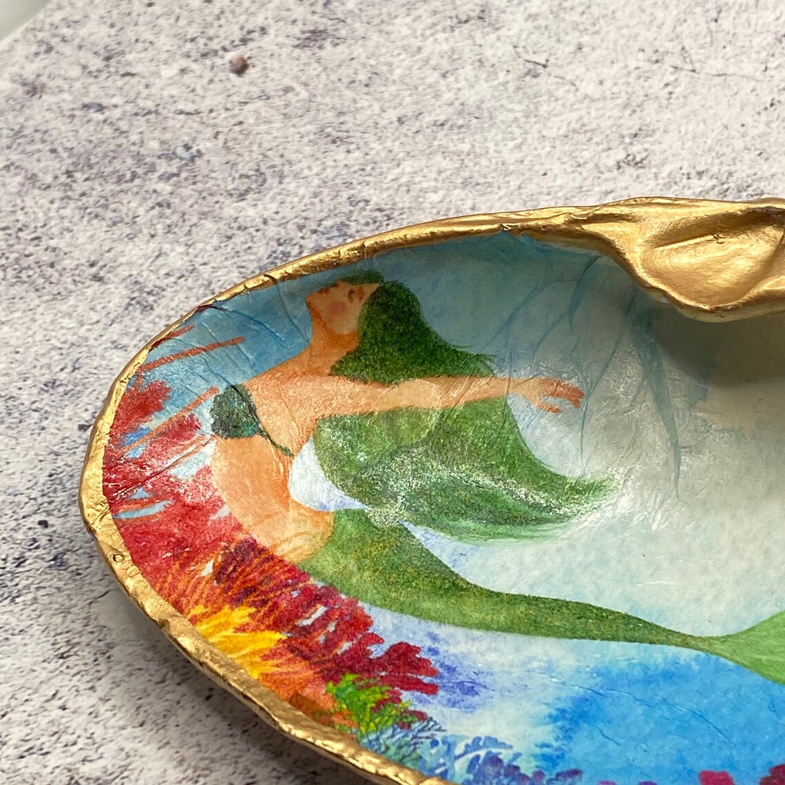Decoupage Clam Shell Decoupage Shells Clam Shells Mermaid Etsy