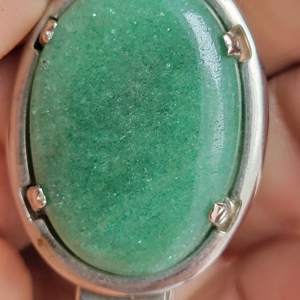 Vintage 1970's Green oval shaped gem stone Tie Clip