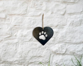 Corazón de acero con forma de huella de pata. Decoración para el hogar y el jardín. Regalo para amantes de los perros. Memorial para mascotas.