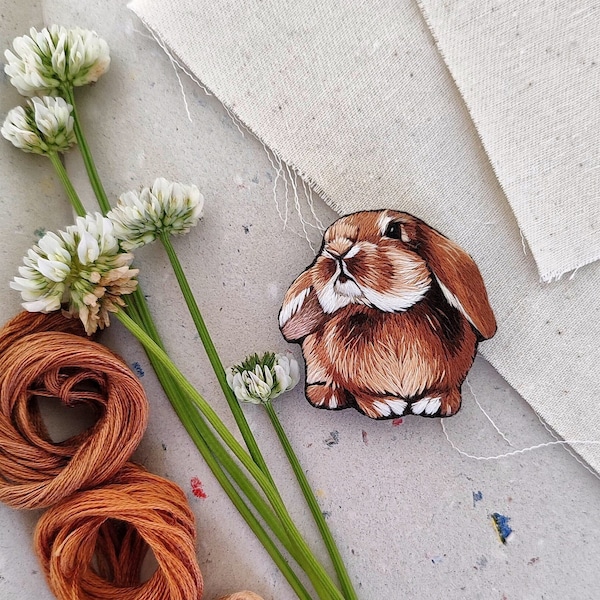 Embroidered bunny brooch, hand embroidery, cute rabbit pin