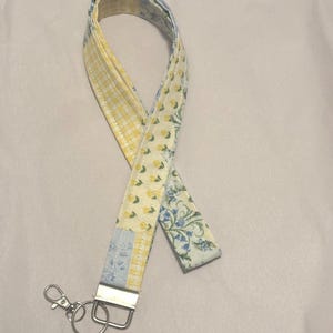 Yellow patchwork lanyard | 18” inches fabric lanyard|teacher lanyard| work lanyard| school lanyard| breakaway clasp lanyard