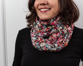 Great Hidden Pocket Infinity Scarf