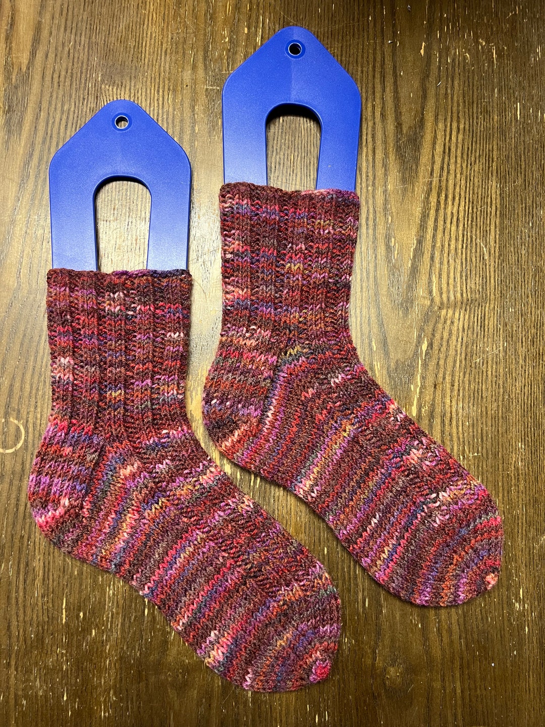 DK Everyday Ribbed Socks Knitting Pattern - Etsy