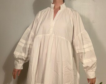 flowy nightgown