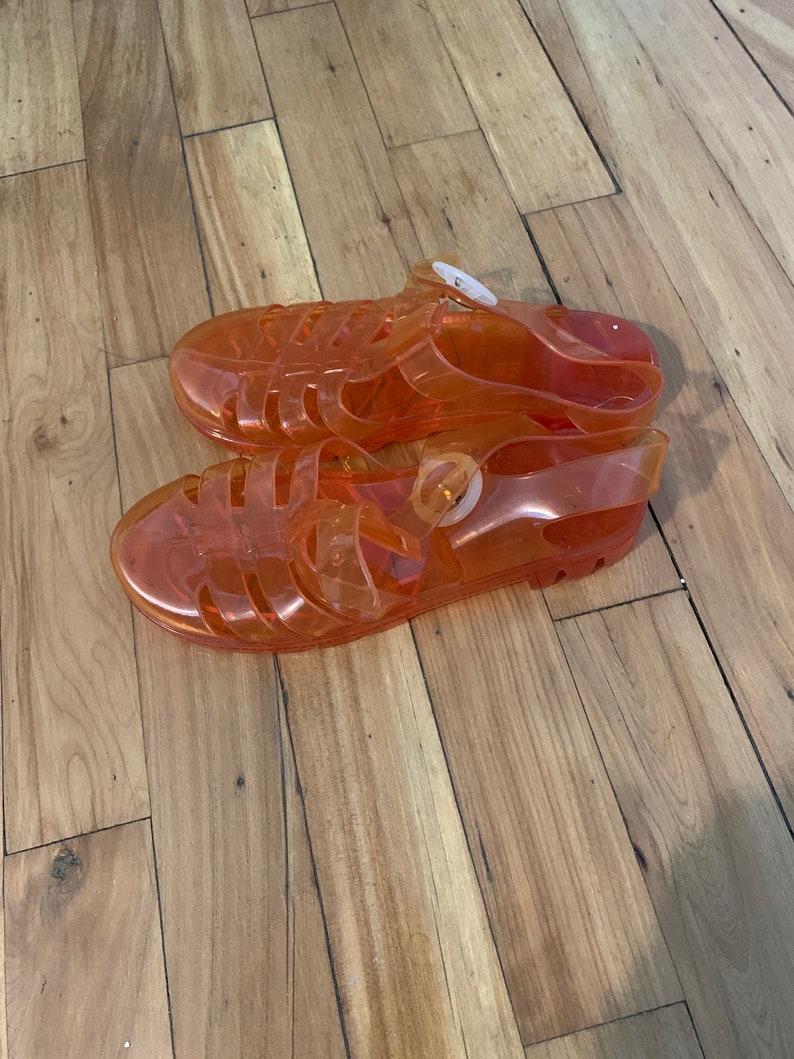 00s sandals