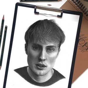 Hand drawn portrait from photo, unique personalized gift, charcoal drawing from photo
