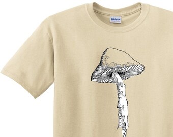 Mushroom Graphic T-Shirt - Tan Nature Tee for Gardening & Sustainable Farming Support