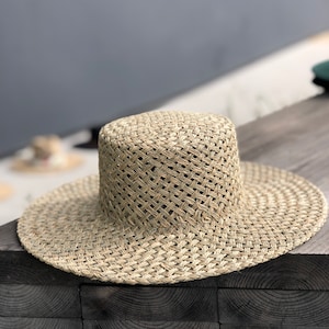 Brett brätte stråhatt | stråhatt | sommarhatt | vävd sjögräshatt