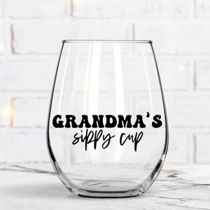 Tazza Sippy della nonna SVG, file Svg divertenti della nonna, Festa della mamma in formato SVG, Vino divertente della nonna in formato Svg, Tazza da caffè della nonna in formato SVG, Miglior regalo della nonna in formato SVG