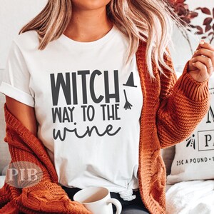 Halloween-wijn SVG-png-bestand | Heks weg naar de wijn Svg | Grappig wijn-halloweenshirt | Herfst-svg | PNG-sublimatie | Cricut Cut-bestanden