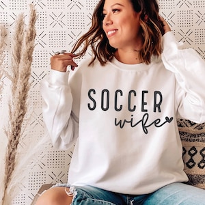 Esposa de futebol SVG PNG | Temporada de futebol | Esportes SVG | Sublimação | Arquivo de corte digital para Cricut, Silhueta