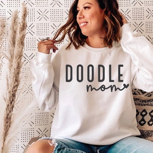 Mamá Doodle SVG PNG / Perro Labradoodle / Mamá de perro / Sublimación / Archivos de corte para Cricut