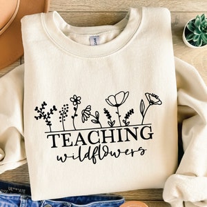 Wildblumen unterrichten, Schulanfang Shirt, Lehrer-Geschenk, Lehrer-Geschenk, geschnittene Datei Cricut, Lehrerbild
