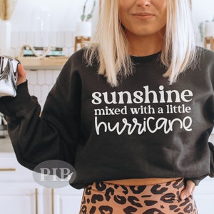 Sole mescolato con un piccolo uragano SVG PNG / Camicia per bambini divertente / Camicia da donna Boho / Scegli Joy Svg / File di taglio ispiratore / Cricut