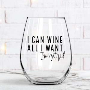 Drôle de retraite SVG PNG, Svg vin drôle, cadeau de retraite pour maman Svg, grand-mère drôle vin Svg, grand-mère chemise svg, meilleur cadeau grand-mère svg