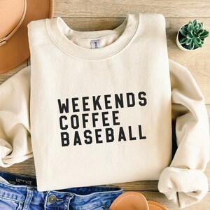 Béisbol SVG PNG / Fines de semana, Café, Béisbol Svg / Camiseta de mamá de béisbol / Temporada de béisbol / Deportes SVG / Sublimación / Archivo de corte para Cricut