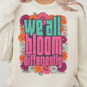 Consapevolezza dell'autismo in formato PNG, Clipart di maglietta "We All Bloom Differently" in sublimazione, Download digitale di design di fiori di campo, PNG autistico, PNG di un barattolo di vetro