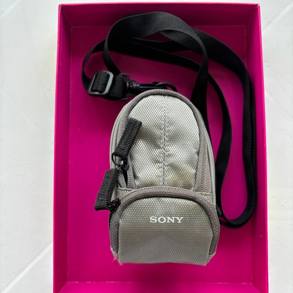 Sony LCS-CSU Gray Soft Carrying Case for Sony Series Digital Cameras Camera Bag ~ Excellent Condition!