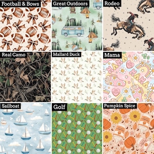 K&ouml;nnte beinhalten: Ein Raster aus neun Stoffmustern mit verschiedenen Designs: Fu&szlig;b&auml;lle und Schleifen, eine Campingszene mit einem Van, ein Rodeo-Cowboy, Tarnbl&auml;tter, Stockenten, ein Retro-'Mama'-Druck, Segelboote, Golfschl&auml;ger und B&auml;lle sowie K&uuml;rbisgew&uuml;rz-Artikel.