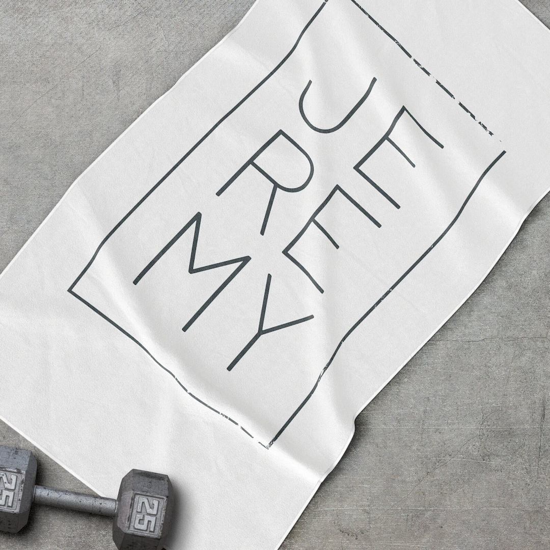 Black & White Gym Towel minimalist Design Sport Towel custom Gym Towel ...