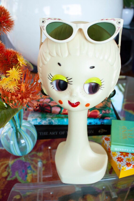 Vintage Rare 50’s Cat Eye Sunglasses with Pink Det