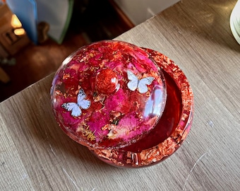 Custom Ashtray with Lid, Earthy Decor, Witchy Altar Decor, Boho Fairycore