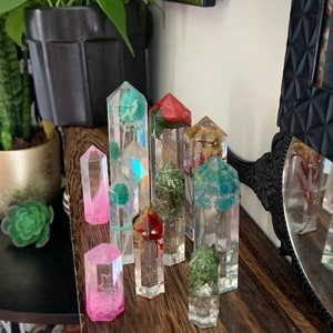 5-10 piece Mini Crystal Towers, Fairycore Room Decor, Earthy Decor, Naturalistic, Nature based, Hippie Decor, Zen, Chic Decor, Aesthetic