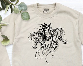Horse Lover Gift, Horse Shirt, Horse Head Graphic Sweatshirt, Horse Lover Gifts for Girls, Animal Lover Outfit, Horses Hoodie