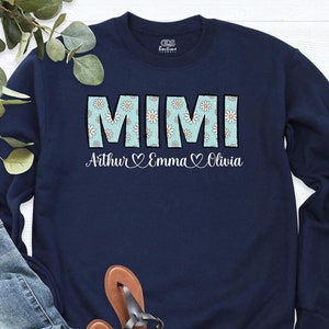 Floral Mimi Sweatshirt, Personalized Grandma Hoodie, Custom Grandkids Names Crewneck, Nana Sweatshirt with Flowers, Mothers Day Mimi Shirt