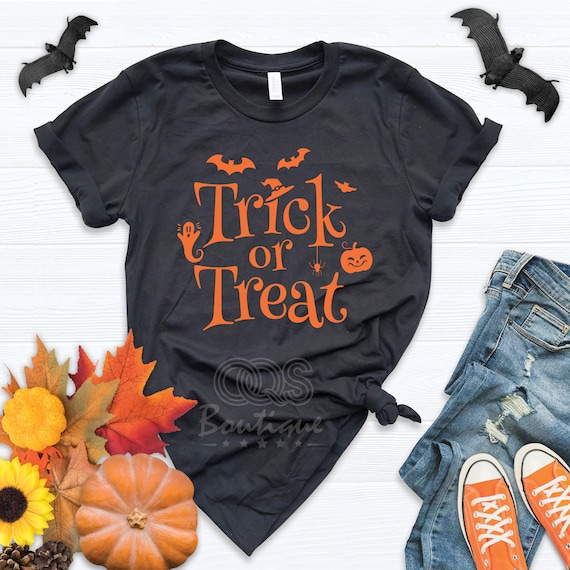 Happy Halloween-Trick,Treat Shirts-Halloween Party Hocus Pocus Shirt-Halloween Shirt-Halloween Tee Witchy Mama Shirt-Mom Halloween Shirt