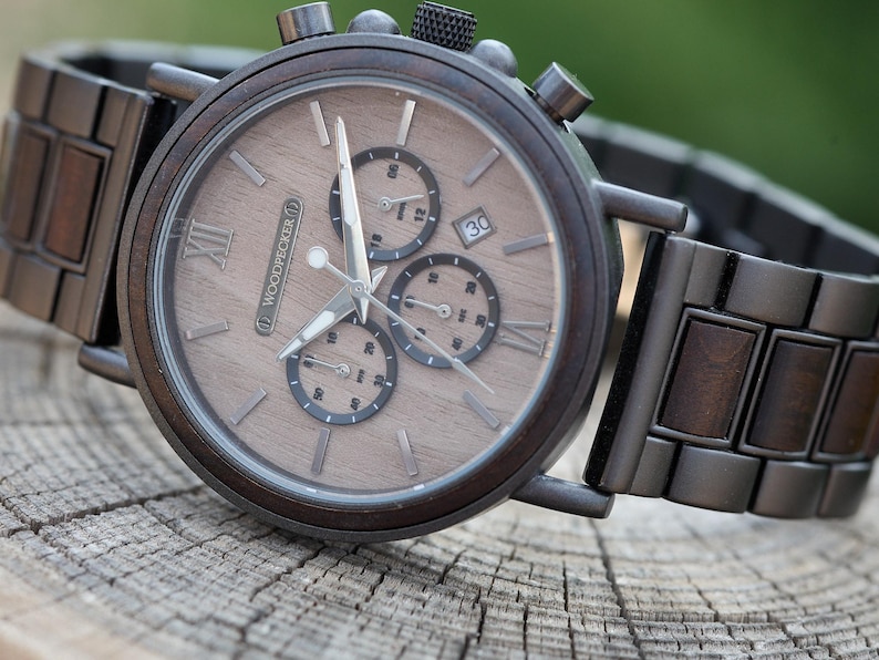 Reloj grabado / Regalo personalizado para él / Reloj de madera grabado para hombre / Regalo de aniversario, reloj de madera para hombre imagen 4