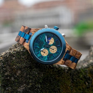 Montre gravée pour homme, montre en bois Cadeau personnalisé pour lui, cadeaux d'anniversaire pour lui, cadeau d'anniversaire, cadeau de fête des pères pour homme image 1