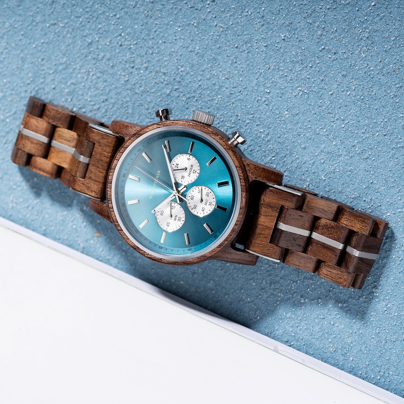 Herrenuhr mit Gravur, Herrenuhr aus Holz Personalisiertes Geschenk für Ihn, Geburtstagsgeschenke, Weihnachtsgeschenke Bild 8