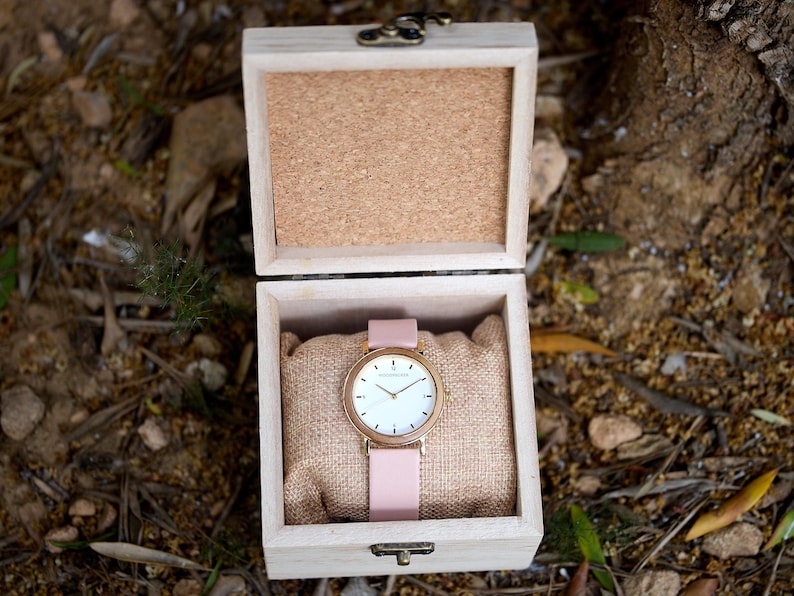 Reloj grabado / Relojes para mujer, regalo personalizado para ella, regalo para novia, regalo de aniversario, regalo personalizado para ella imagen 7