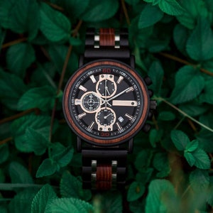 Montre gravée pour homme, montre en bois Cadeau personnalisé pour lui Montre en bois pour homme Cadeau 1er anniversaire pour petit ami image 2